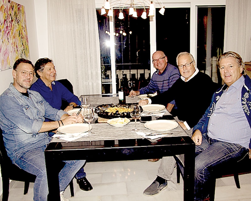 Mästerkockarna samlade. Från vänster: Kjell Bergin,  Carlos Mosqueda, Ove Ståhl, Peter Höök samt Peter Zollner. Saknas på bilden gör Christer Jakobsson och Eric Grahn som inte kunde närvara.